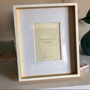 POTTERY BARN PICTURE FRAME YELLOW/WHITE
